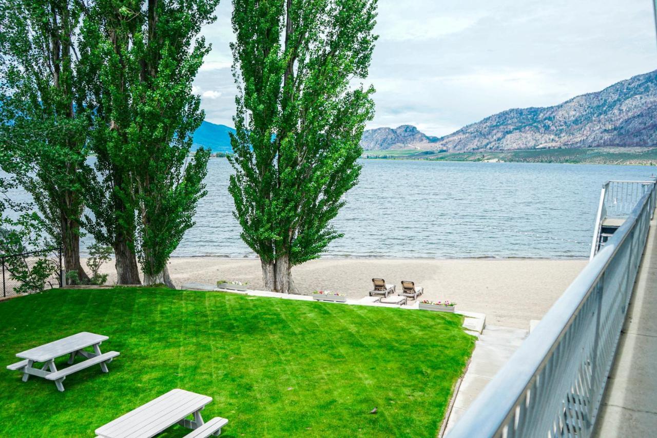 Poplars Motel On The Lake Osoyoos Buitenkant foto